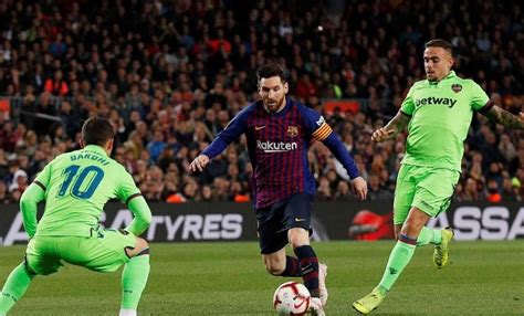Soccer Messi Seals Another La Liga Title For Barcelona Dd News