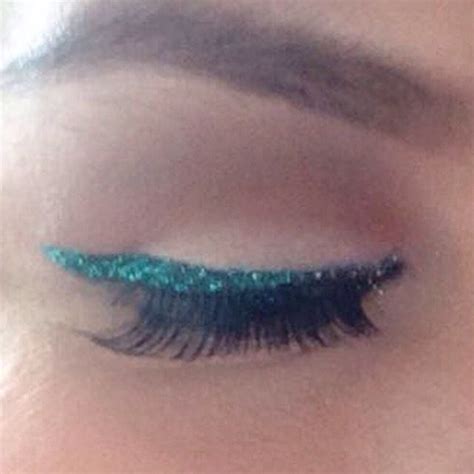 Add Glitter To Your Eye Liner For The Holidays Photo And Video
