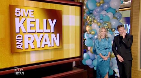 Live Fans Furious As Kelly Ripa And Ryan Seacrest Start Off Week By