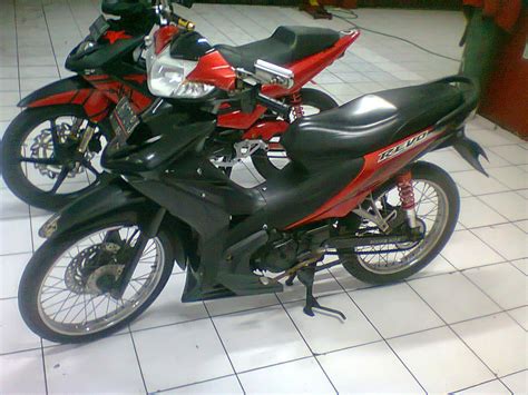Jun 09, 2021 · ojol tersebut harus rela kehilangan motor honda revo dan uang sejumlah rp 900 ribu. Foto Modifikasi Motor Revo Lama | Modifikasi Yamah NMAX