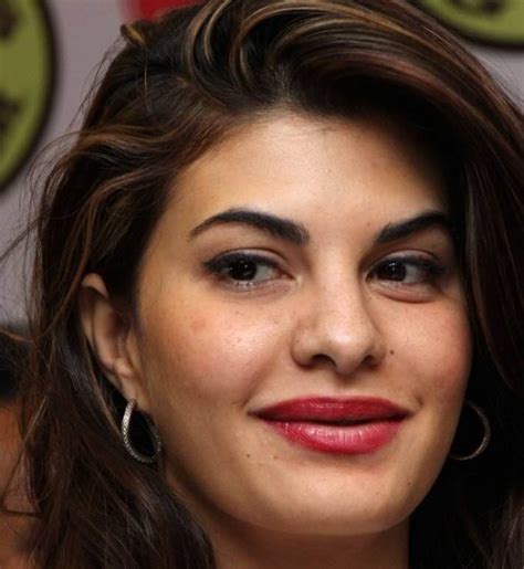 Actress Jacqueline Fernandez Unseen Without Makeup Images