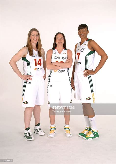 Tina Thompson Sue Bird And Katie Smith Of The Seattle Storm Pose For