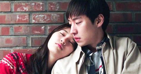 Even though he does all of that, he is the one that gets dumped. 16 Romantic Korean Movies That'll Make You Fall In Love