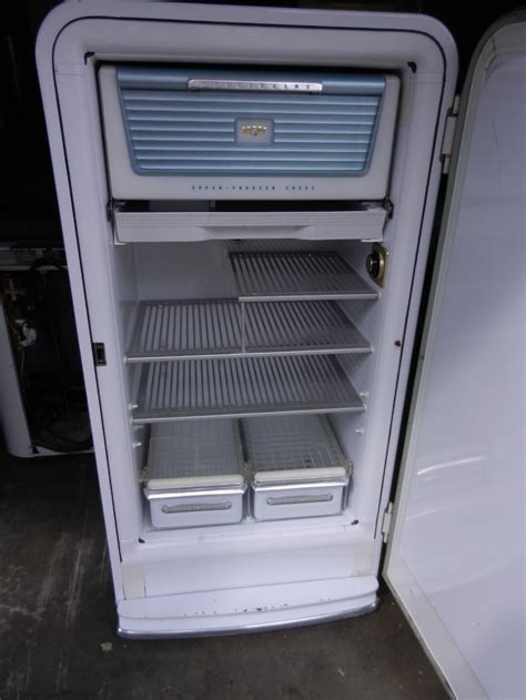 Frigidaire ffhd2250ts 36 inch counter depth french door refrigerator with 22.5 cu. 1950 Frigidaire refrigerator available