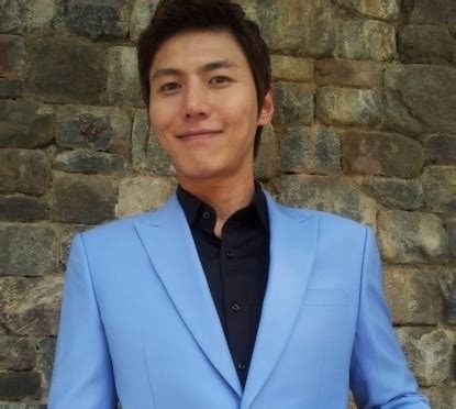 최강 비주얼 송재희♥지소연 부부의 탄생. "송재희-김경란 열애중", 누군가 했더니…"아하!" - 전자신문