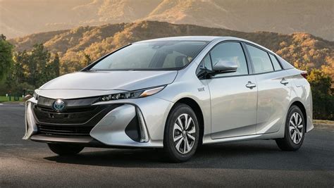 TOYOTA Prius เจน5 Plug in Hybrid คาดวาเปดตวภายในป 2023 CAR250