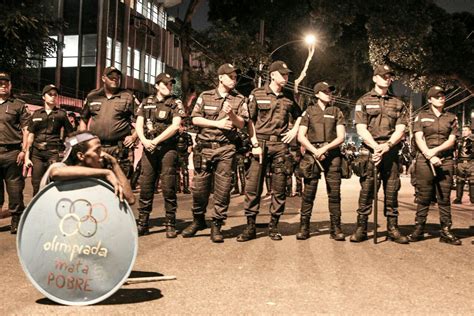 Messo tutto sulla bilancia, il brasile infine ha ottenuto quella demistificazione della via lattea per la quale le olimpiadi erano state volute dal presidente lula. Brasile / "Olimpiadi dell'esclusione", cortei e arresti ...