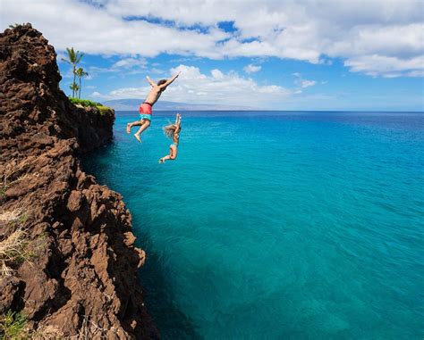 Cliff Jumping At La Ie Point North Shore Hawaii Honeymoon Aloha Hawaii