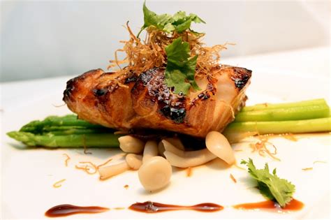 We cater to wedding, party, meetings etc. Five Sen5es revamps menu to become pork-free - Kuali