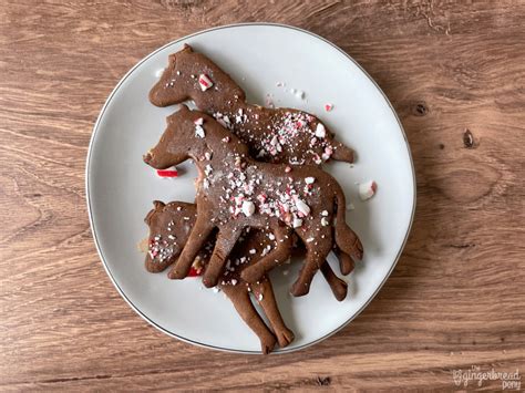 Homemade Horse Treats Molasses And Peppermint Cookies