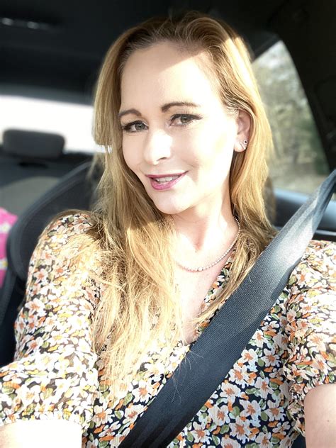 tw pornstars elegant eve twitter naughty car journey today soaking wet and horny i can t