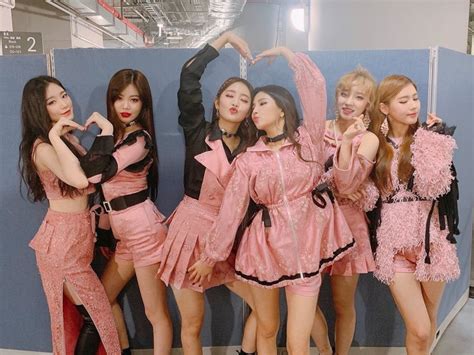 𝖑𝖔𝖜 𝖖𝖚𝖆𝖑𝖎𝖙𝖞 𝖌 𝖎𝖉𝖑𝖊 Idle Lq Twitter G I Dle In 2019 Kpop Kpop Girl Groups Girl Bands