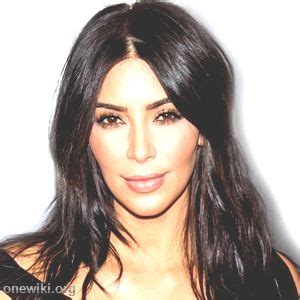 Kim Kardashian Age Wiki Height Body Family Biography Family Net Worth In
