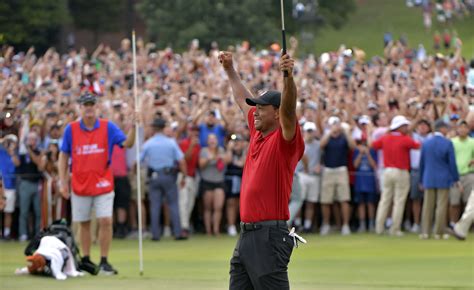 Tiger Woods Caps Off Amazing Comeback With A Victory The Columbian