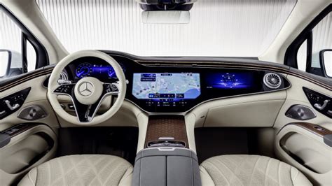 2023 Mercedes Eqs Suv Starts At 105550 Epa Range Up To 305 Miles For