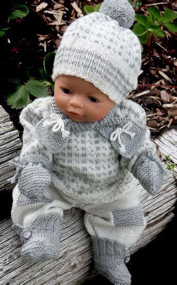 In dieser sektion finden sie alles was nötig ist damit ihre puppen den neusten modetrends folgen können und viele weitere accessoires für den alltag, genau. baby born kleidung stricken mit Målfrid Gausel strickmuster | Puppenkleidung stricken, Baby ...