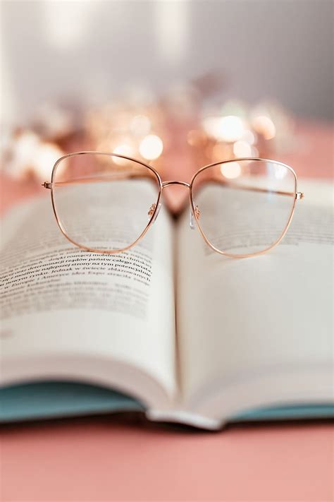 glasses wallpapers top free glasses backgrounds wallpaperaccess