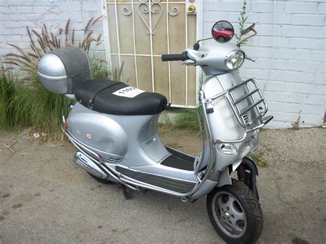 Silverfire premium petroleum motor oil, by pj1®. 2005 Vespa ET4 50 - Moto.ZombDrive.COM