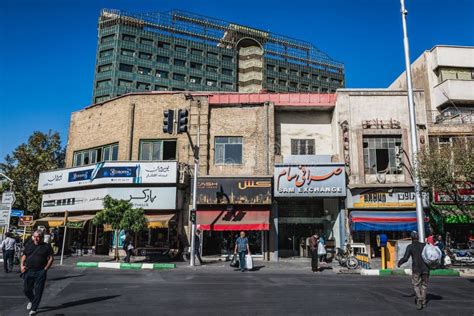 Street In Tehran Editorial Photo Image Of Iran Teheran 112029081