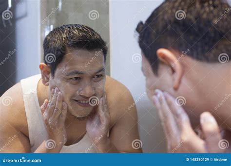Man Wash His Face In Bathroom Stock Image Image Of Drops Indonesian 148280129