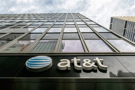 Aktivace letního neomezeného datového balíčku podle tarifu. AT&T might launch ad-supported phone service in 2021 | Wirefly