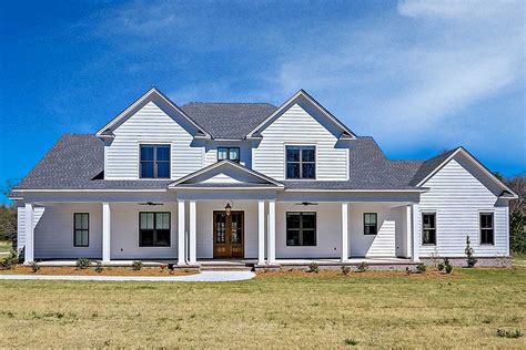 When homeowners like you are looking to build a dream home, where should you start? Farmhouse Plan with Upstairs Expansion Space - 86311HH ...