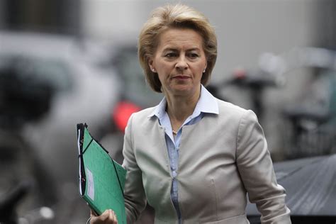 ˈʊʁzula fɔn dəɐ̯ ˈlaɪən (listen); Ursula Von Der Leyen : Ursula Von Der Leyen Merkel Loyalist Mother Of Seven : Von der leyen, 62 ...