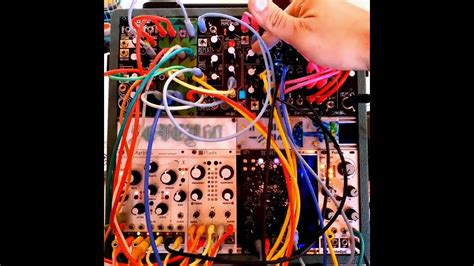 Modular Synth Thinks Its A Droid 🤖👾 Synth Eurorack Modularsynth