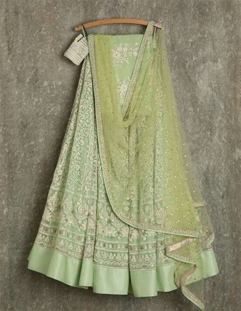 Pin by tanushri patange on Indian wear | Indian fashion dresses, Indian outfits, Indian designer ...