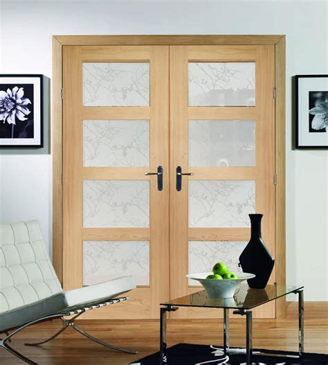 Internal glass doors, especially if designed and built in a style that takes into account the specific internal glass doors are essentially the best solution to meet a variety of design needs and aesthetic. internal-shaker-4-panel-glass-door-obscure-room ...