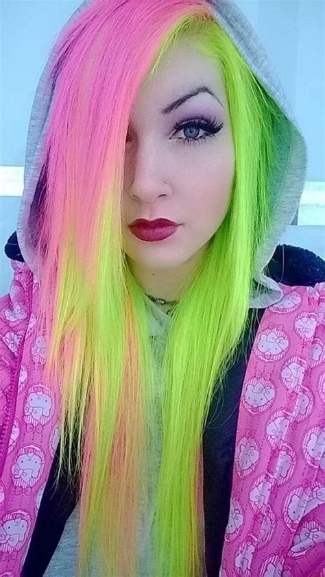 Neon Pink And Green Hair This Is So Pretty Neon Hair Hair Quiz Bright Hair