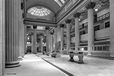 The Huntington Bank Building at E9th and Euclid. | Banks building