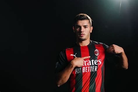 Ramos will depart the estadio santiago bernabeu after 16 years with real madrid , but despite being 35 years old, does not intend to hang up his boots and has. AC Milan Sign Real Madrid Midfielder Brahim Diaz on Loan