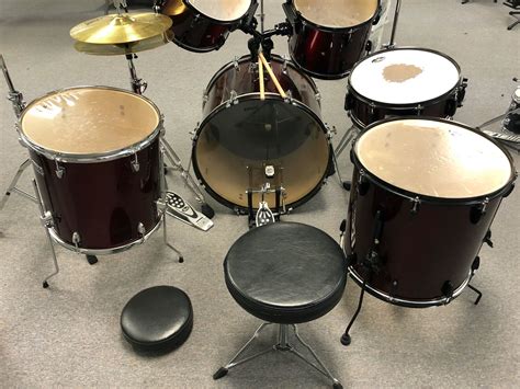 Pearl Protone 10 Piece Drum Set With 2 Drum Sticks