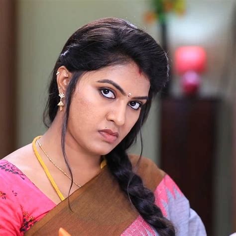 tamil serial actress rachita mahalakshmi saree photos hd gallery latest photoshoot