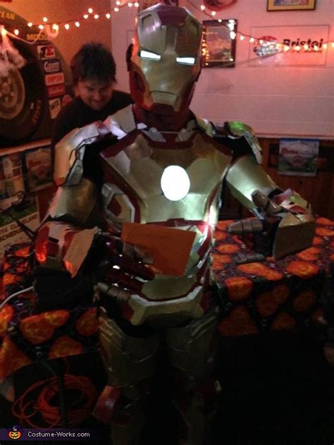 Homemade Iron Man Costume How To Tutorial Photo 3 4