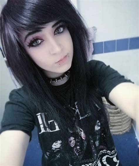 Pin By Shahaylie Smarr On My Style Emo Scene Hair Emo Haircuts