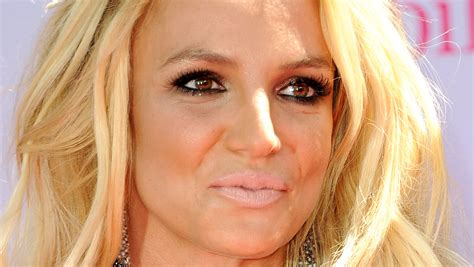 how britney spears beauty routine has evolved over the years