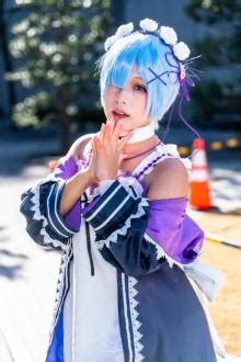The Best Japanese Cosplayers From Day Of Winter Comiket Photos