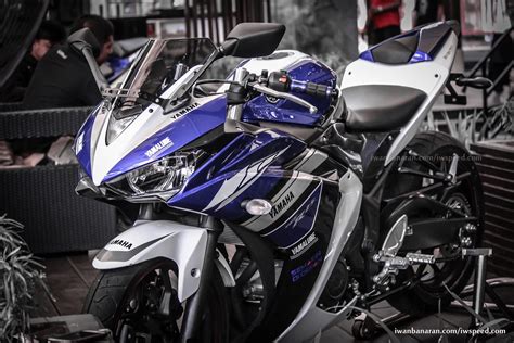 Yamaha motor indonesia meluncurkan yamaha r25 yang merupakan motor kasta tertinggi dari golongan motor 250 cc. Harga Yamaha R25