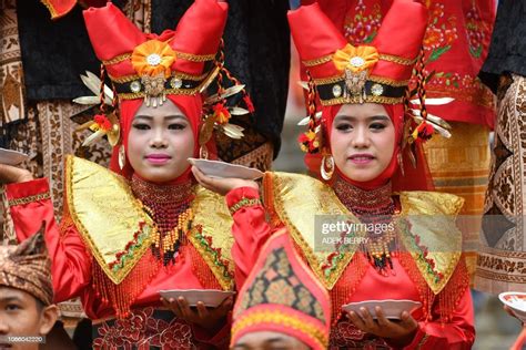 Indonesian Dancers Participate At The 2018 Minangkabau Art And News