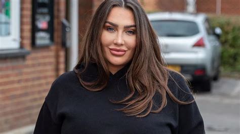 Lauren Goodger Steps Out In Casual Sweats Since Announcing Her Second