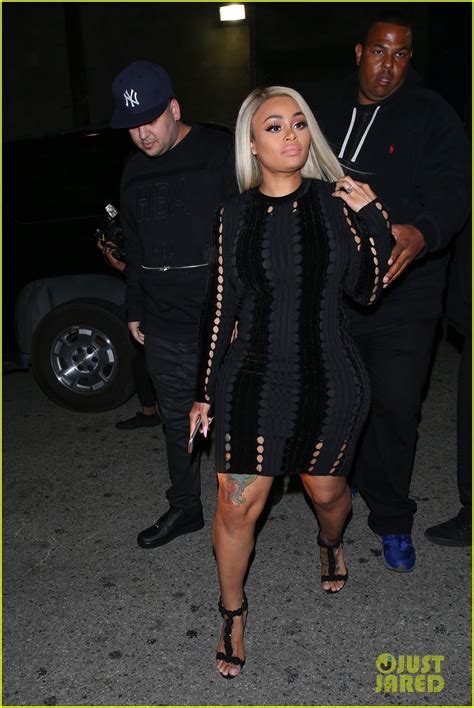 rob kardashian and blac chyna are engaged see her engagement ring photo 3622945 rob
