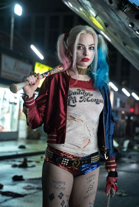 'Suicide Squad' Promotional Still ~ Harley Quinn - Suicide Squad фото