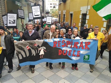 protesta contra la contaminación ambiental en el campo de gibraltar