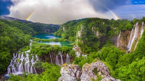 16 Best Waterfalls In The World For A Riveting Getaway