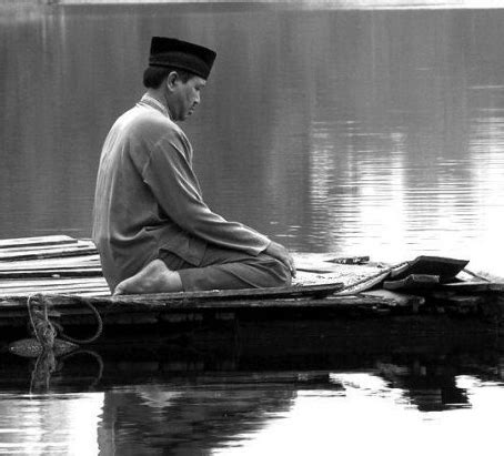 Pengertian dan Contoh Perilaku Taat pada Allah, Rasul, & Ulil Amri