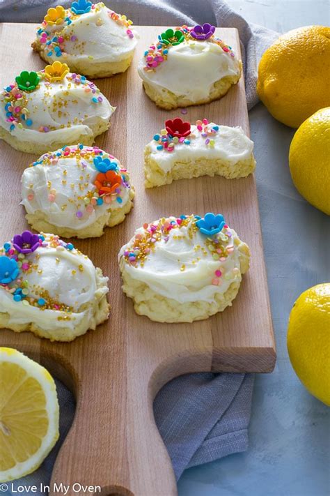Place lemon cream mixture in a separate bowl. Lovely Lemon Cream Cheese Cookies | Love In My Oven