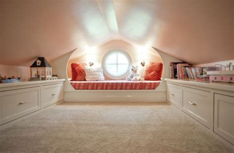 Take a look at 16 cool attic kids bedroom ideas. Attic playroom idea with a fabulous round window and cute ...