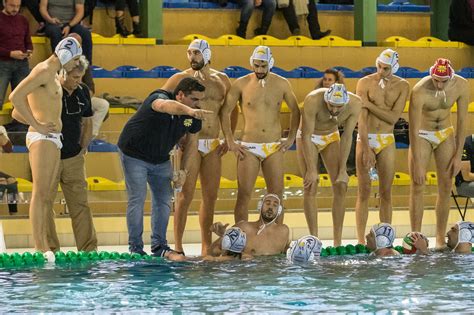 Un'ultima di andata che coincide con una sconfitta, per la squadra di igor pace, che tra quindici giorni è attesa. Pallanuoto, Roma Vis Nova, è l'ora del derby